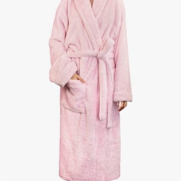 Cozy Pink Plush Bathrobe - Picture 3 of 5